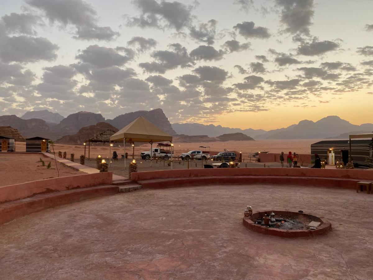 Star Guide Luxury Camp Ξενοδοχείο Ουάντι Ραμ Εξωτερικό φωτογραφία